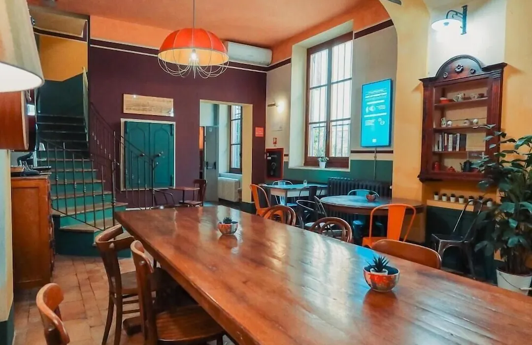 Hotel Anna's-1